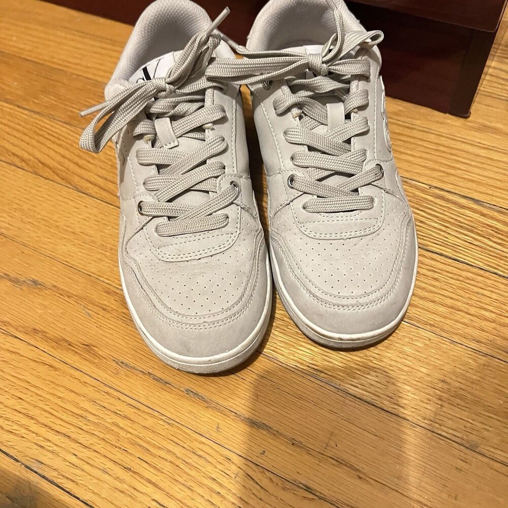 Calvin Klein Henlea Sneakers Size 8M Beige Classic Neutral Shoes Preppy Modern - Picture 4 of 8